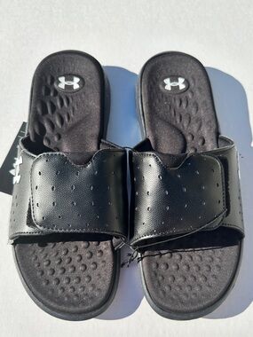Under Armour Womens Ignite Black Flip Flop Slides Sandals Size 6 and 11 NEW